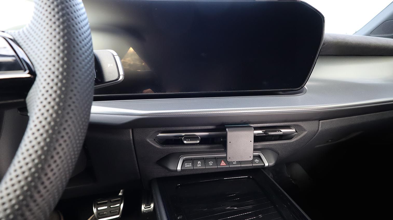 Proclip Audi Q3 26- centre